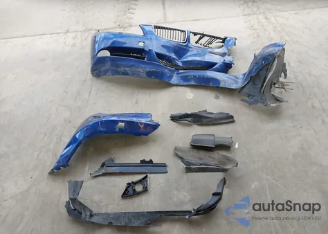 2007 BMW 328Xi из США, поврежденный, VIN WBAVT73537FZ36907